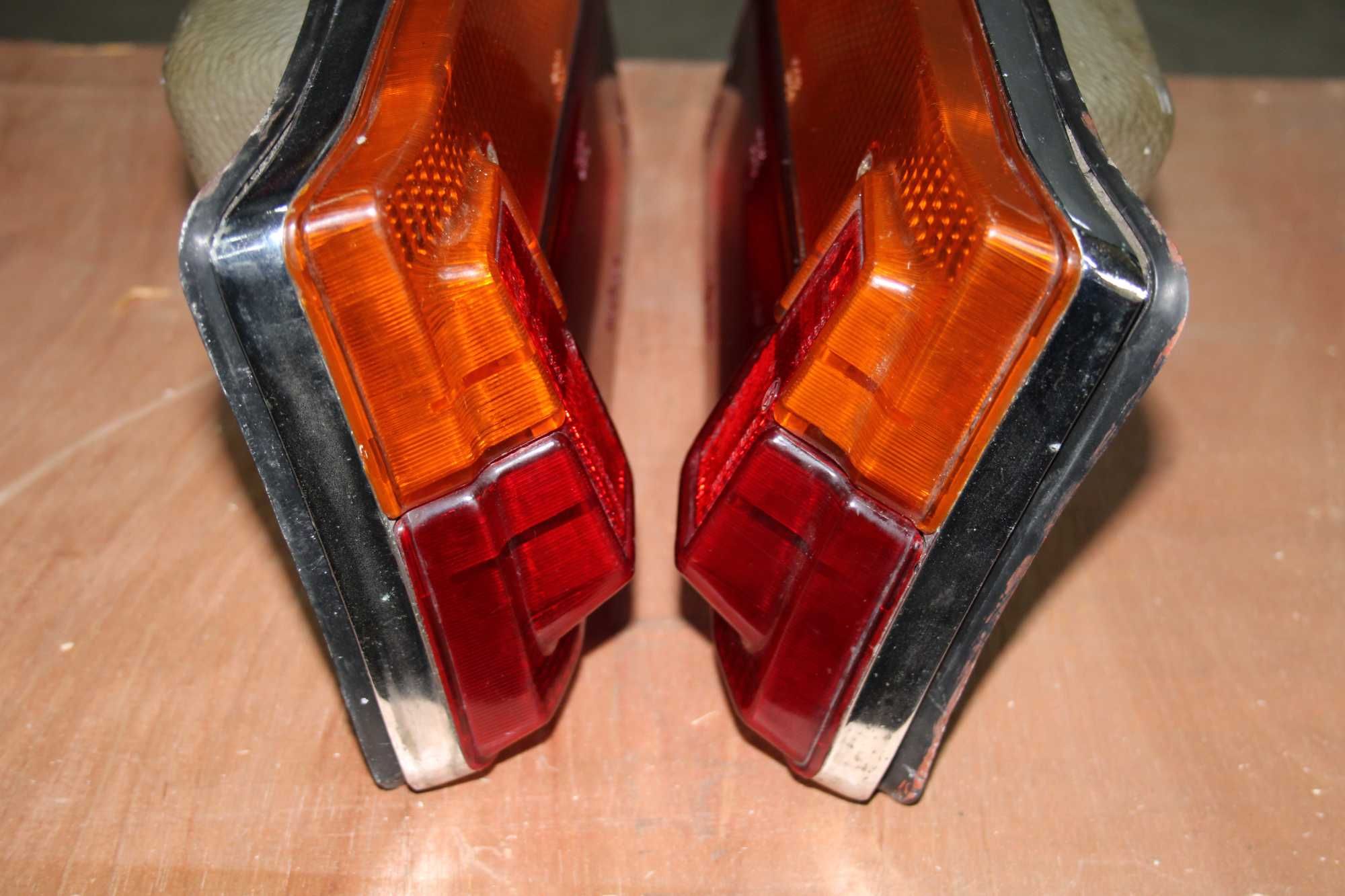 Lampy Tył Tylne Lewa Prawa OEM Metal Chrom FIAT FSO 125P Osłony