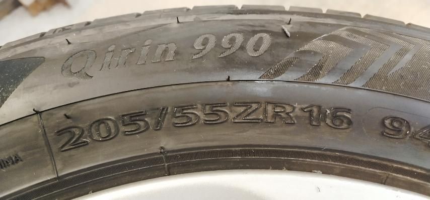 Диски та шини для Nissan