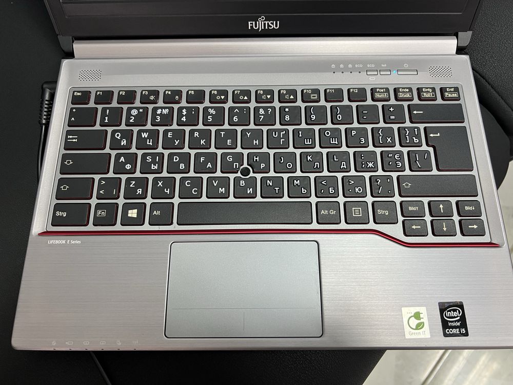 Ноутбук Fujitsu Lifebook E734, i5-4gen(2,5GHz), 8gb RAM, 128gb SSD
