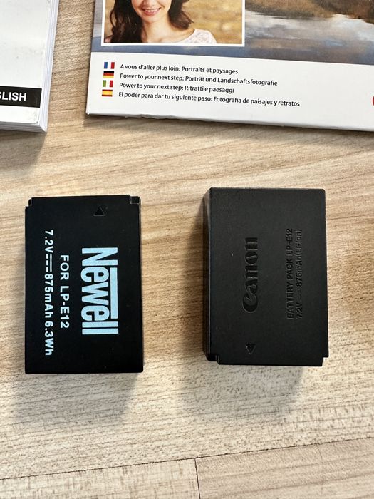 Lustrzanka Canon EOS 100d obiektyw 18-55 mm torba