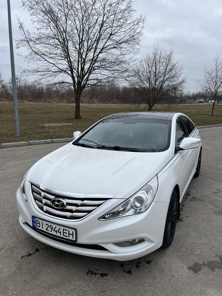 Hyundai Sonata 2012