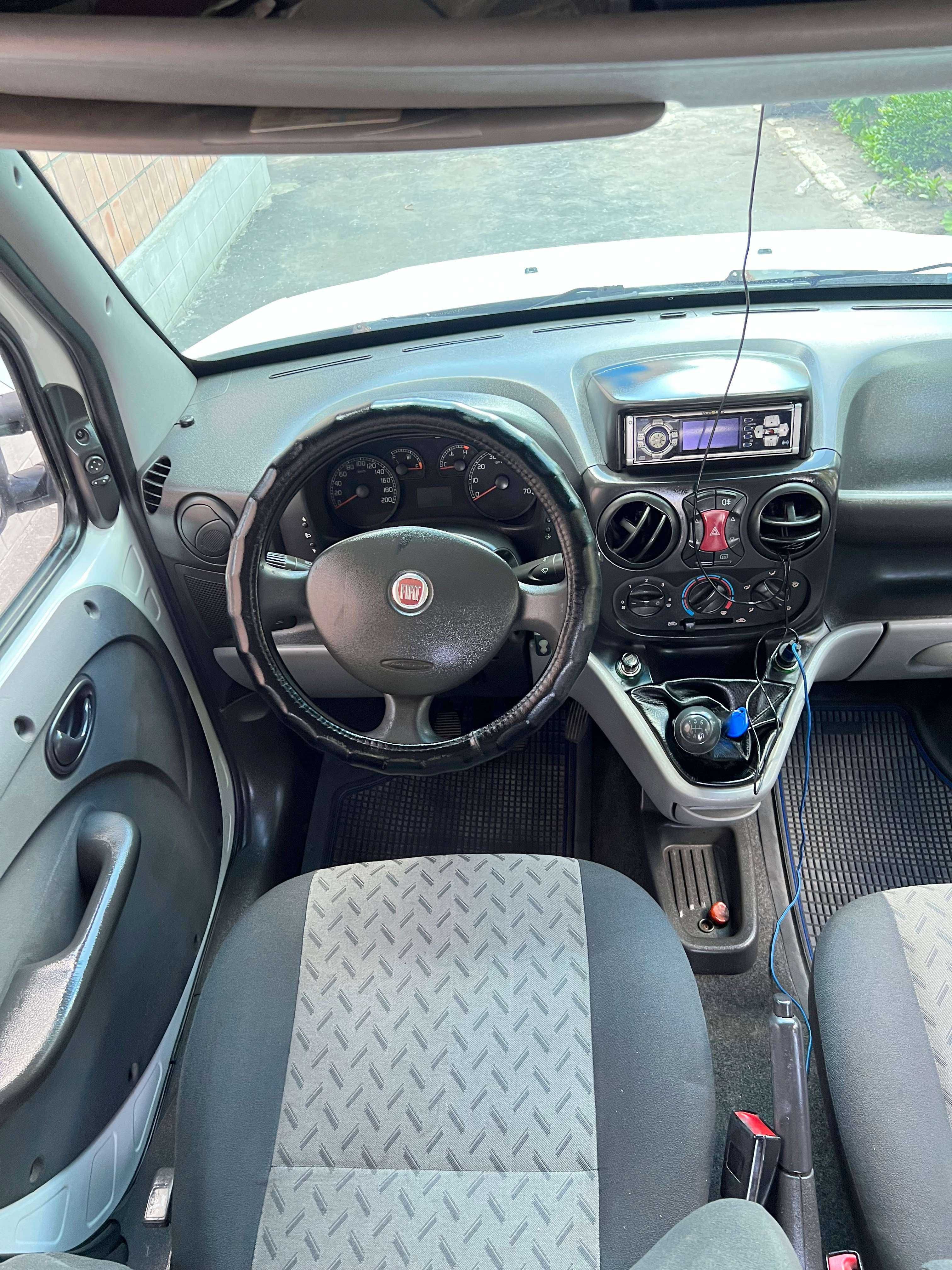 FIAT DOBLO 1.9 Multijet  | Maxi Base | 2010 рік | 7 місць |