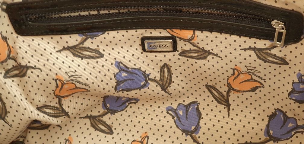 Mala tiracolo Guess
