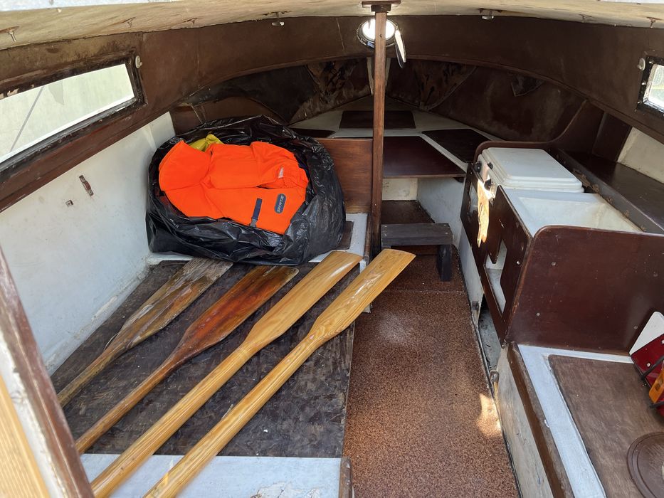 Jacht kabinowy Nash + przyczepa – okazja!