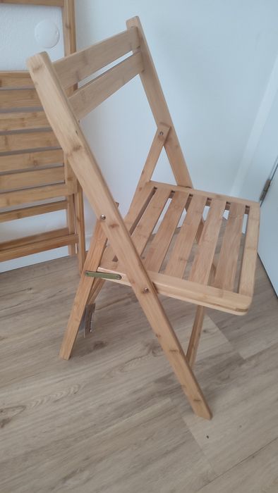 Cadeira dobrável em bambu