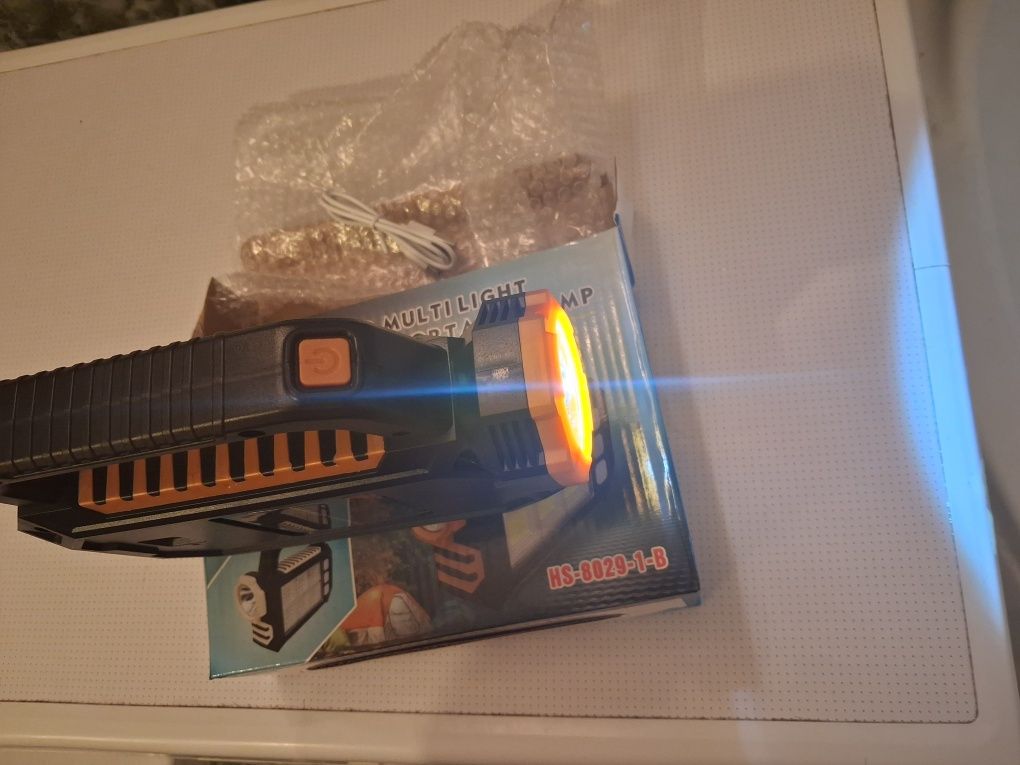 Фонарь новый Led