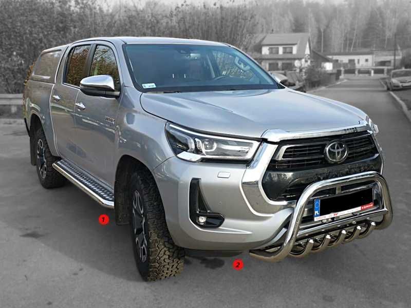 Toyota HILUX Podesty Orurowanie