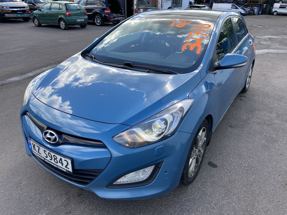 Розборка, Двері Hyundai i30 1.6 CRDi 2012 рік колір T2U