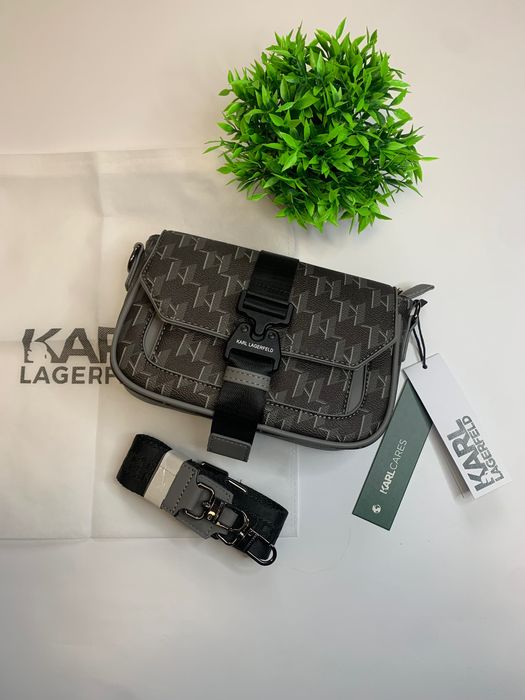 Сумка Karl Lagerfeld/месенджер
карл лагерфелд бананка/через плече