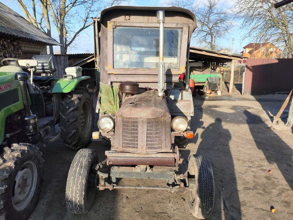 Трактор саморобний на двигуні Д2500