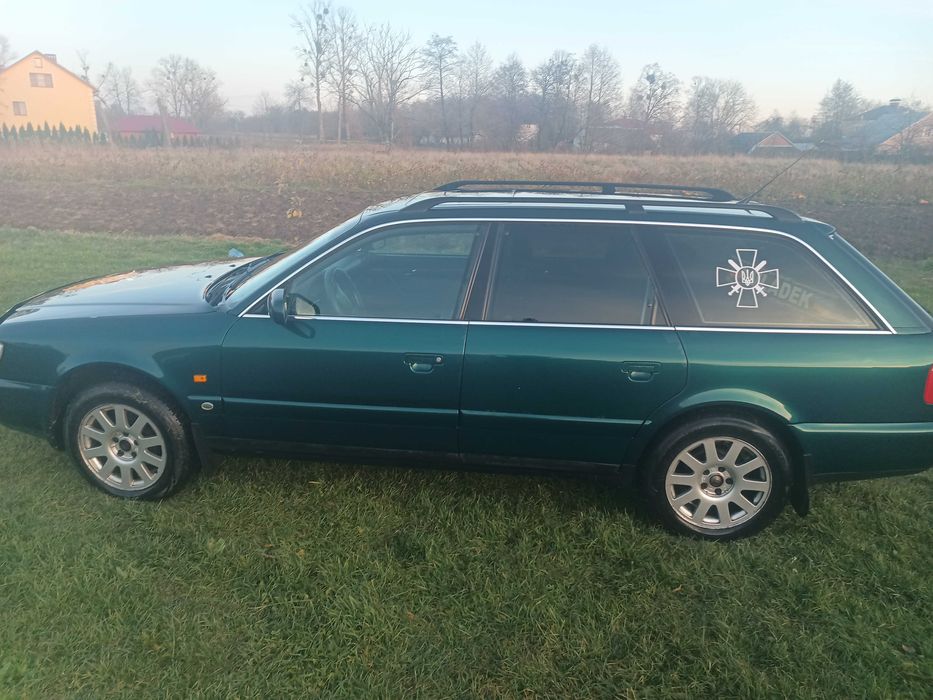 Audi A6 C4 універсал 6 Ступка