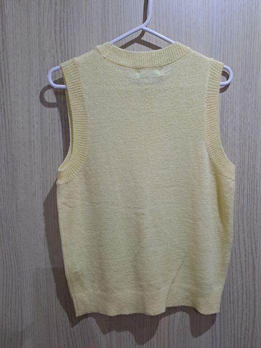 (585) Bezrękawnik damski r.M Reserved