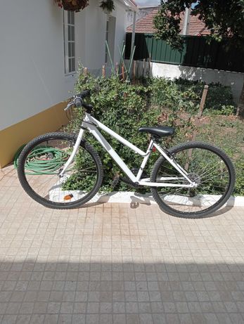 Bicicleta semi nova