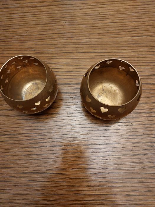 Stare  pojemniki na podgrzewacze mosiężne