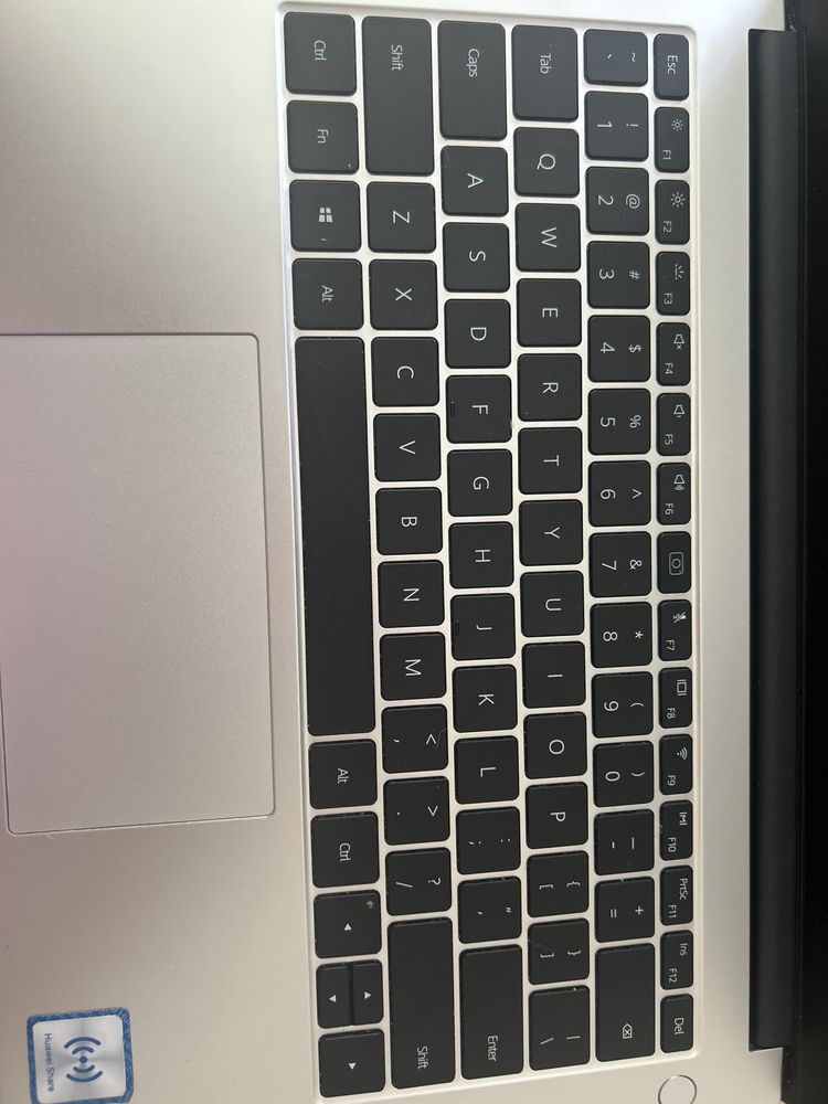 Laptop huawei matebook d14 - uszkodzony, na czesci lub do naprawy
