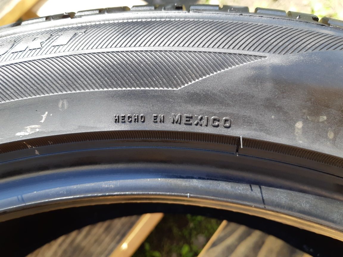 235/45/19 Bridgestone Dueler H/P Sport 235/45 R19 95H