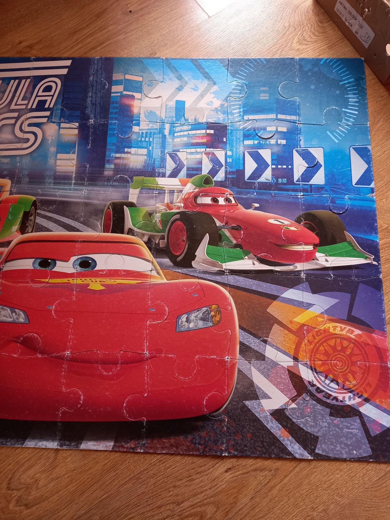 Puzzle duże Auta 40 elementów tylko 10zl