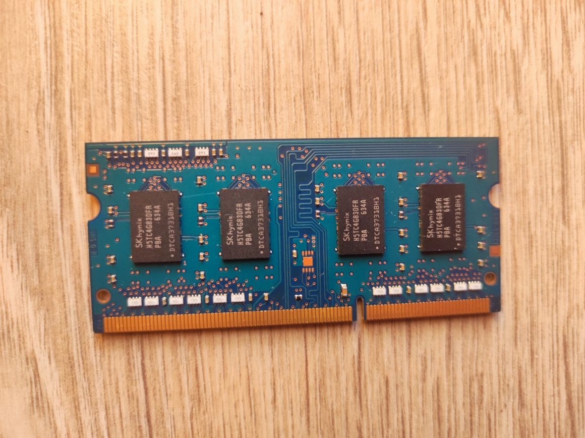 ОЗУ Hynix SODIMM DDR3L 4Gb 1600MHz PC3L-12800 (HMT451S6DFR8A-PB)