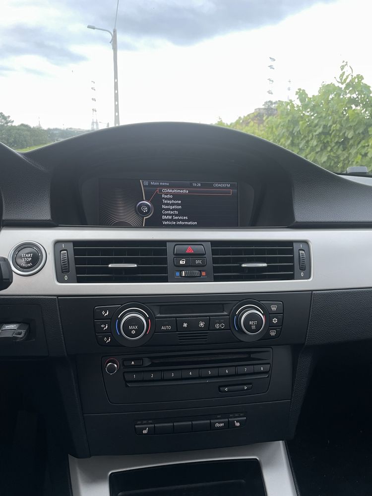 BMW 318d E90 LCI 2009