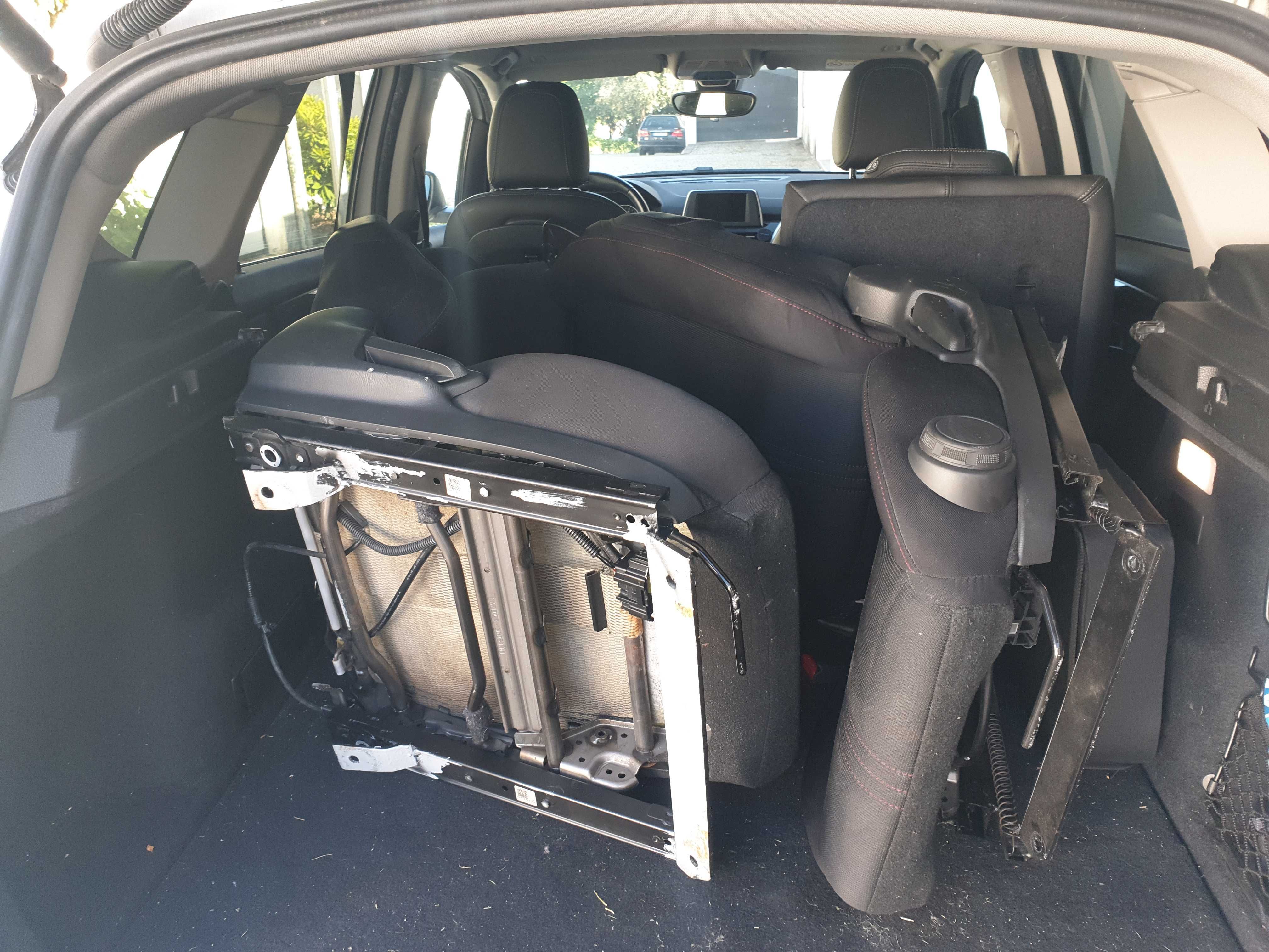 Bancos Mazda MX5 ND (com adaptação soldada para NB/NA) - Bom estado