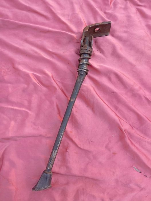 Подножка от велосипеда