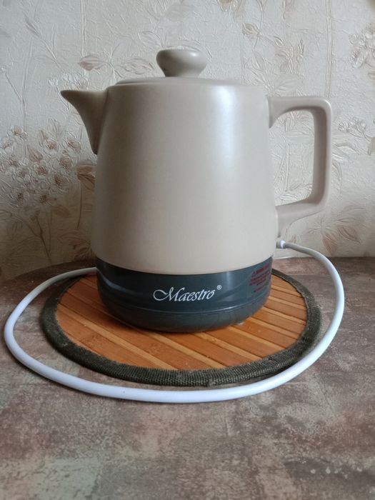 Электрочайник керамический 1 л Maestro