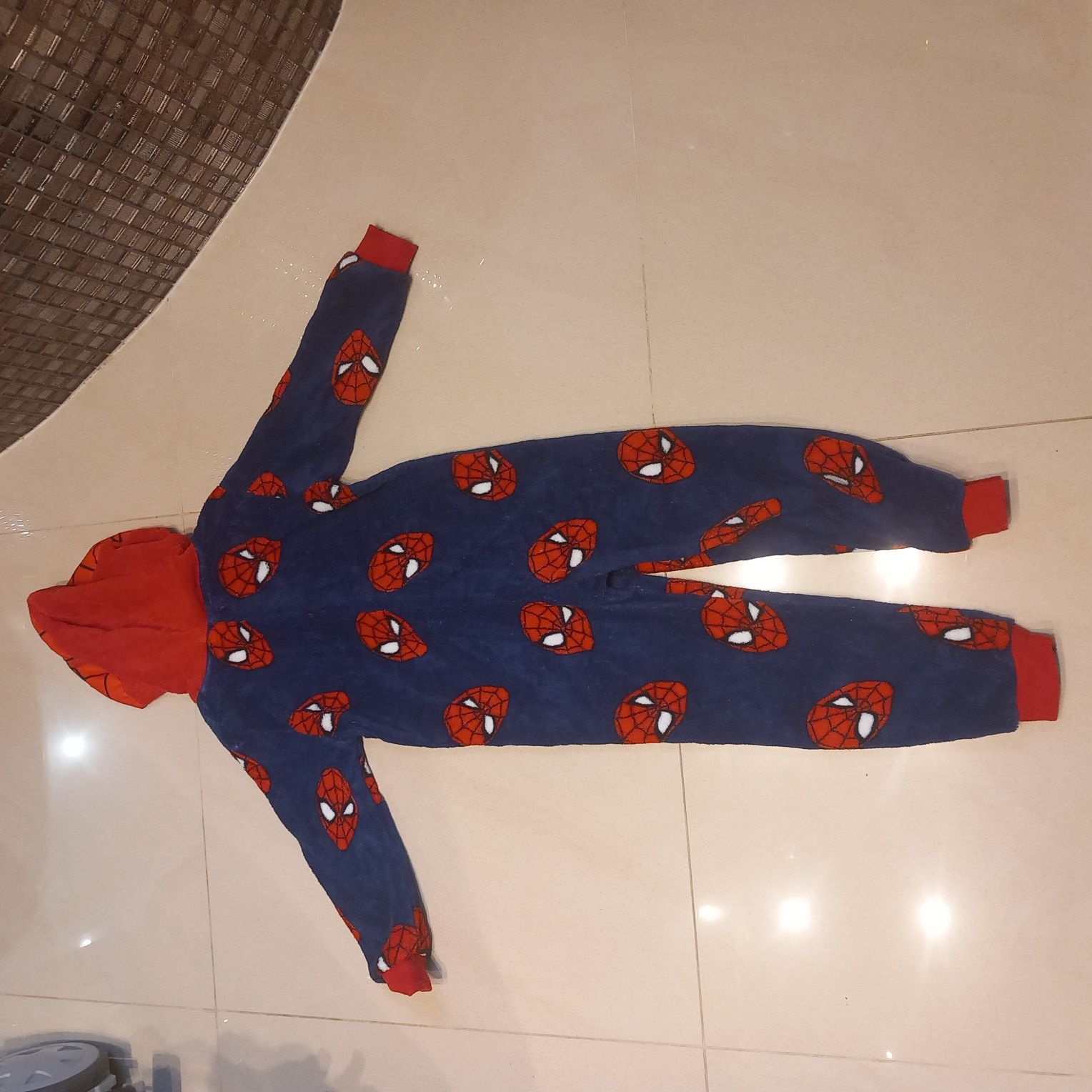 Spider-Man polarowa piżama 116 kostium