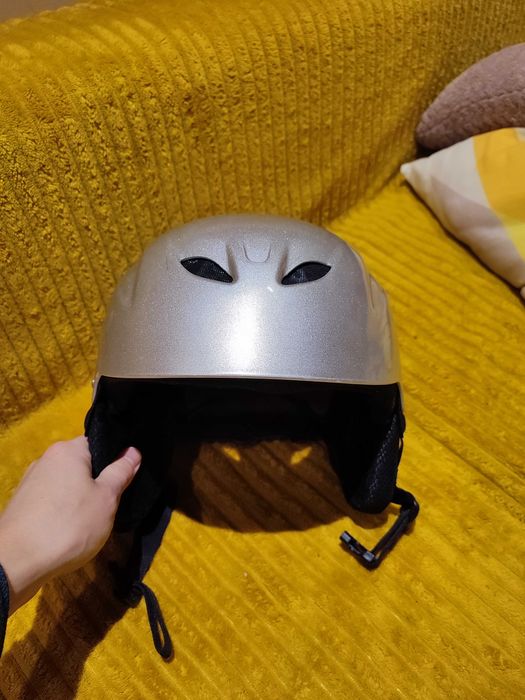 Kask narciarski regulowany dla młodzieży/dziecka