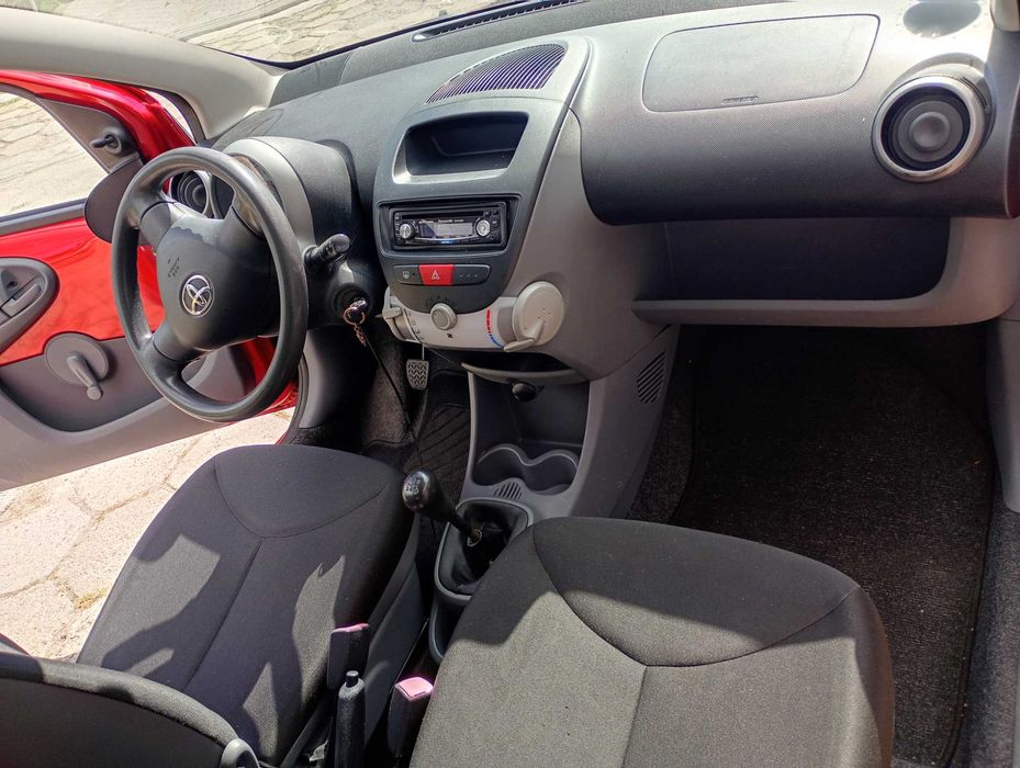 toyota aygo 1,0 cm benzyna 2008 stan b,dobry