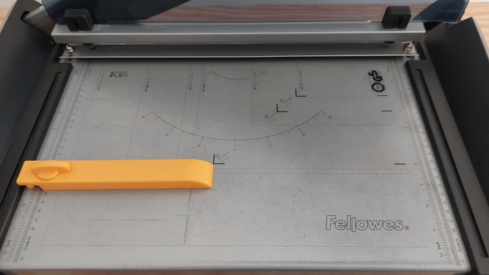 Guilhotina A3 Fellowes