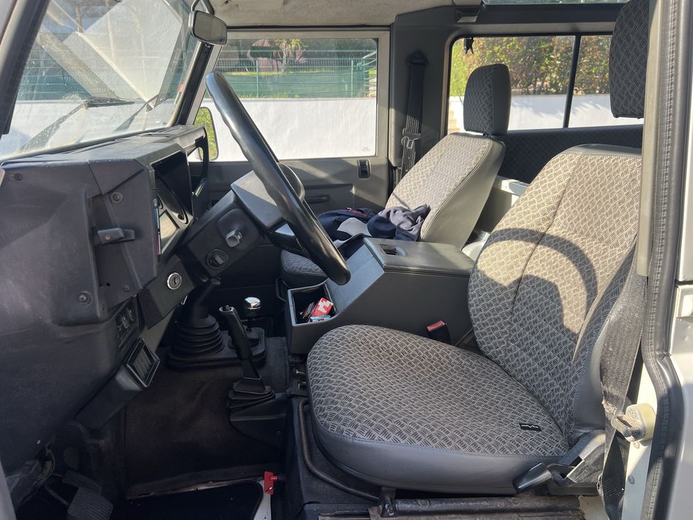 Land Rover Defender 90 TD5 6 lugares