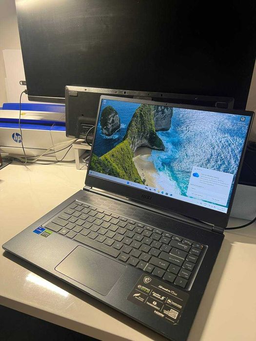Ігровий ноутбук MSI Stealth 15M
