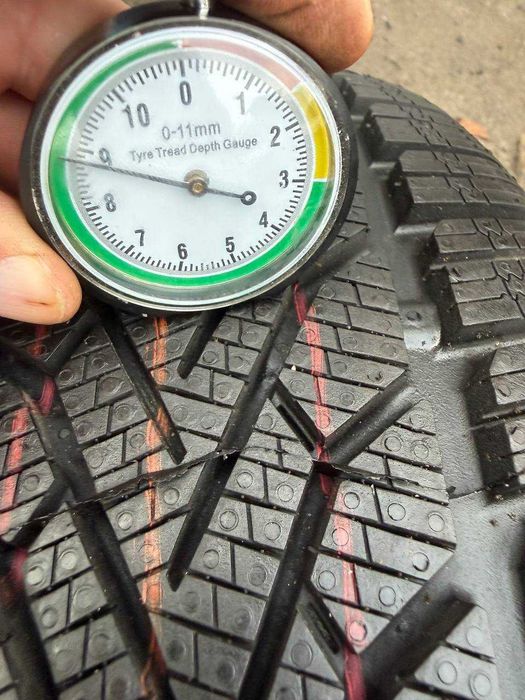 Шини Нова 215/55 R17 Semperit