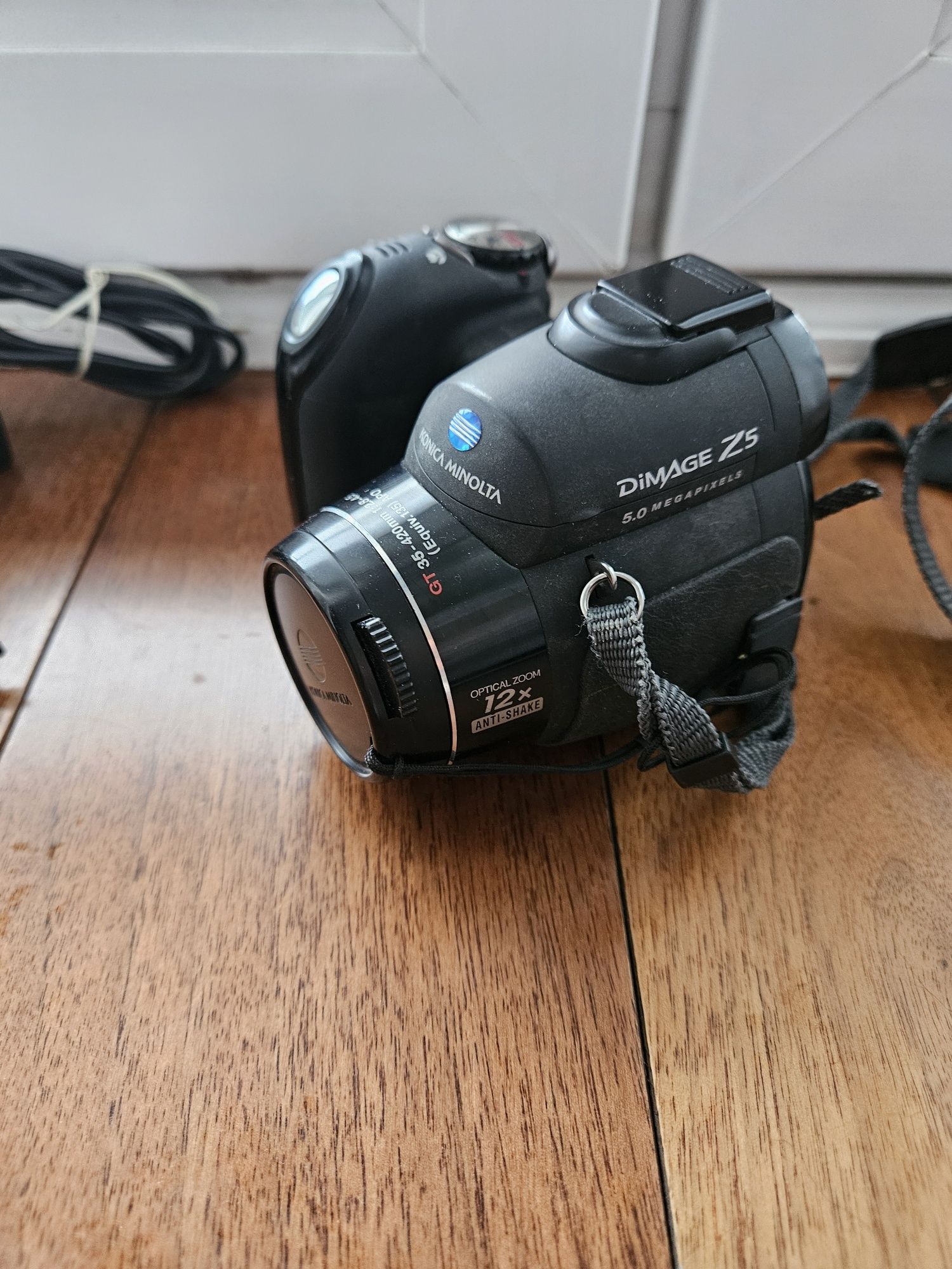 Aparat Konica Minolta Dimage Z5
