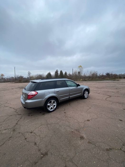 Subary Legacy Outback 4x4