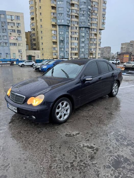 Мерседес W203 2.2CDI