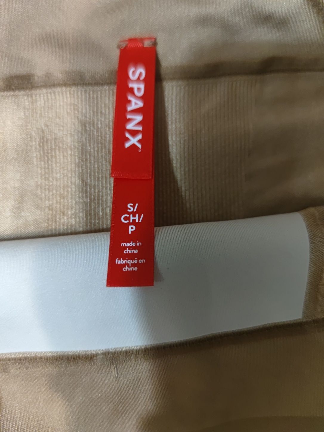 Body modelujące SPANX