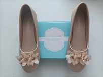 Nowe buty dziewczęce