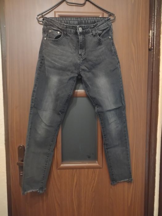 Spodnie jeansowe