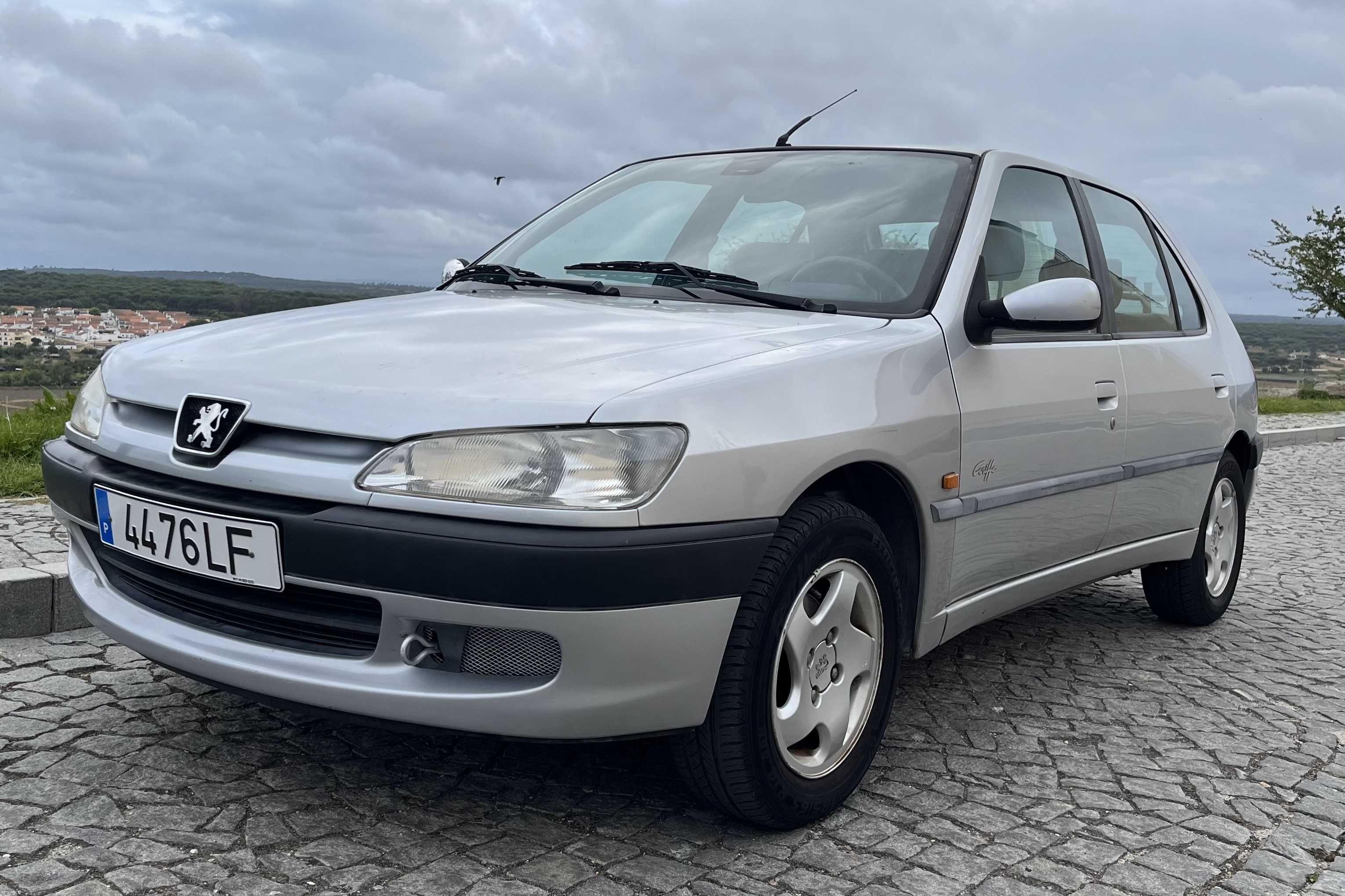 :: Peugeot 306 Griffe 1.4 Gasolina ::