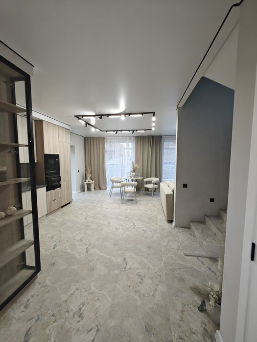 Продаю БЕЗ КОМІСІЇ для покупця. Будинок