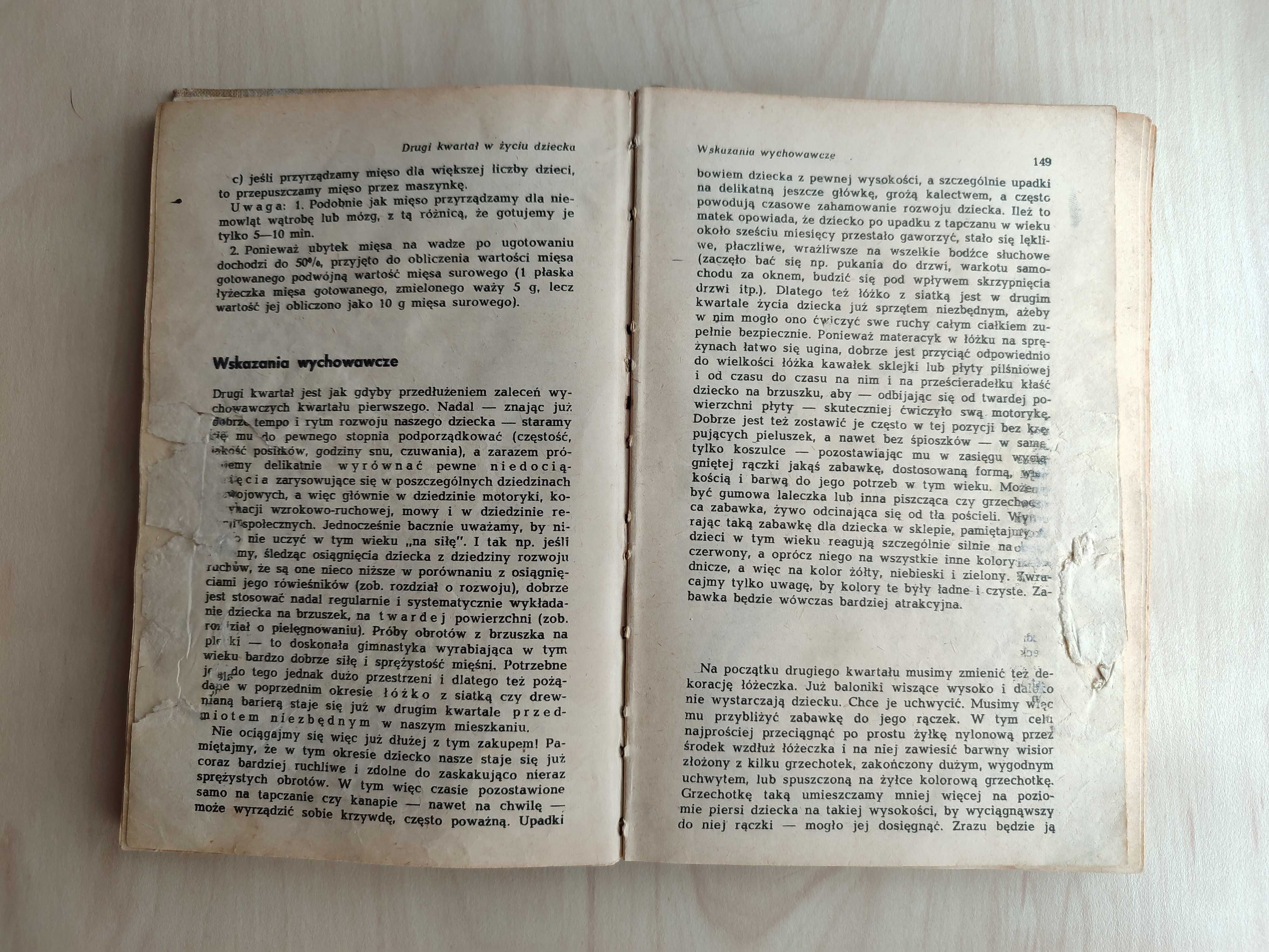 Małe dziecko, red. Z. Kossowska, PZWL 1972 r.