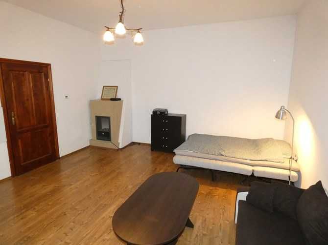 Jaracza 5, Śródmieście, słoneczna kawalerka, BRAK PROWIZJI