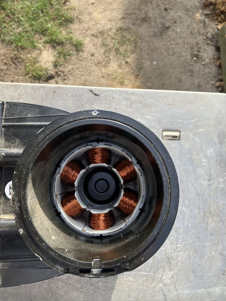 Pompa grundfos magna 3 stojan