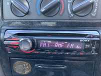 Radio Sony CDX-GT450U – USB/AUX/MP3