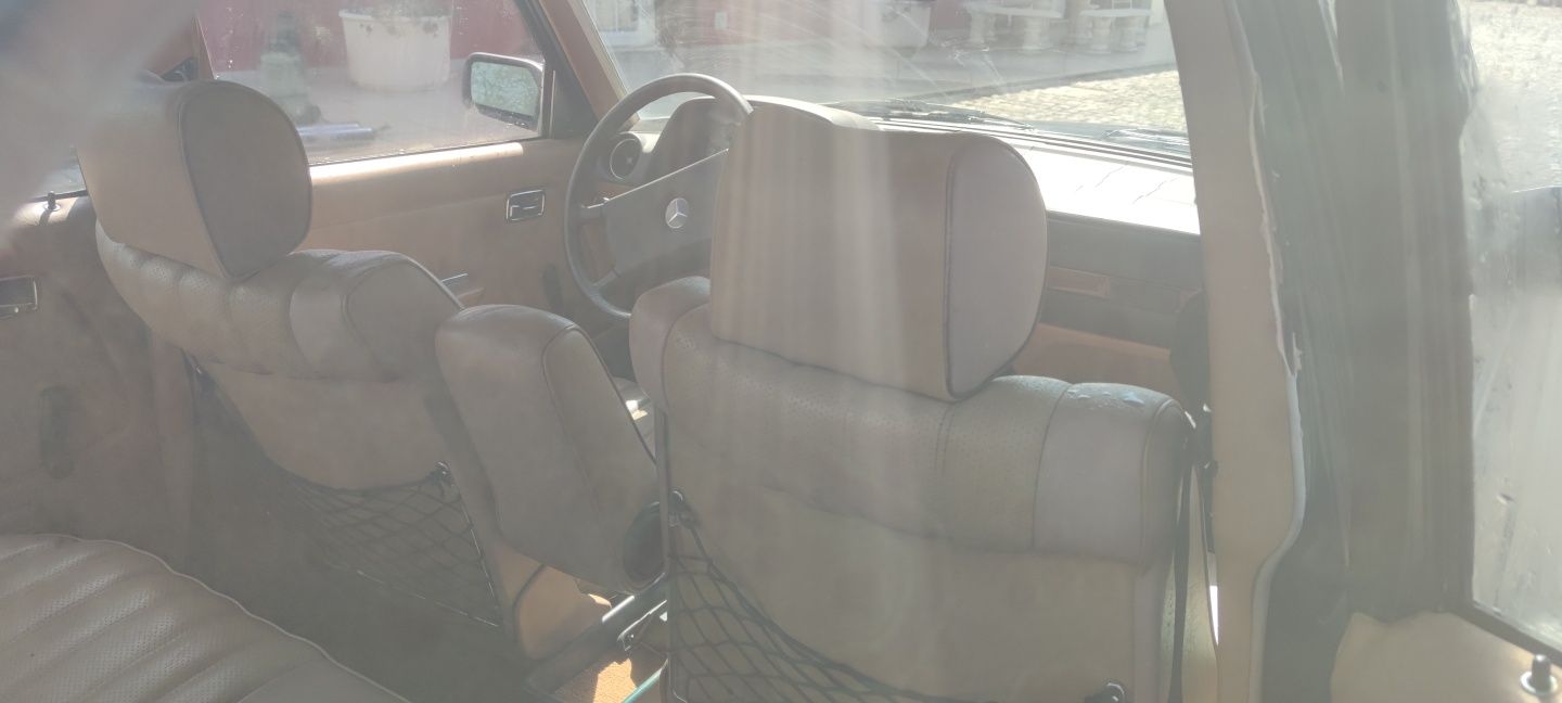 Mercedes 300 D  w123