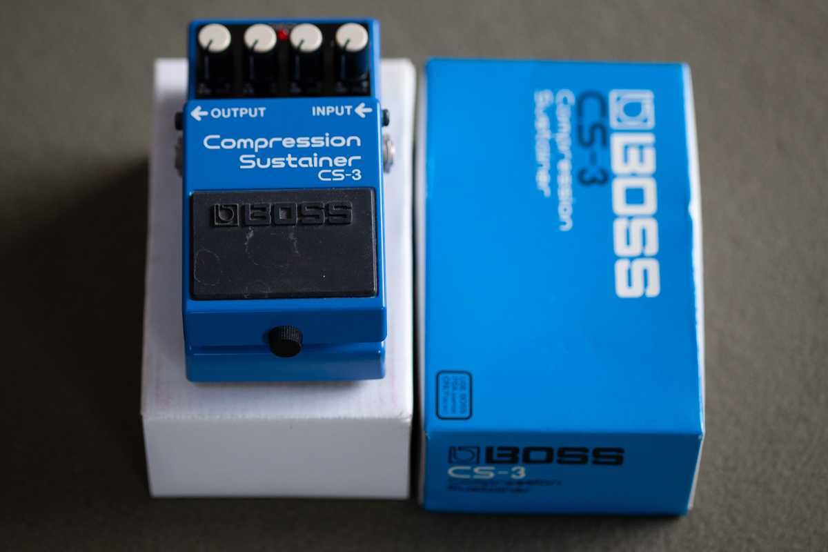 Efekt gitarowy - Boss CS3