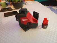 Milwaukee M12 3PL laser 3-płaszczyznowy 360° w zestawie z baterią