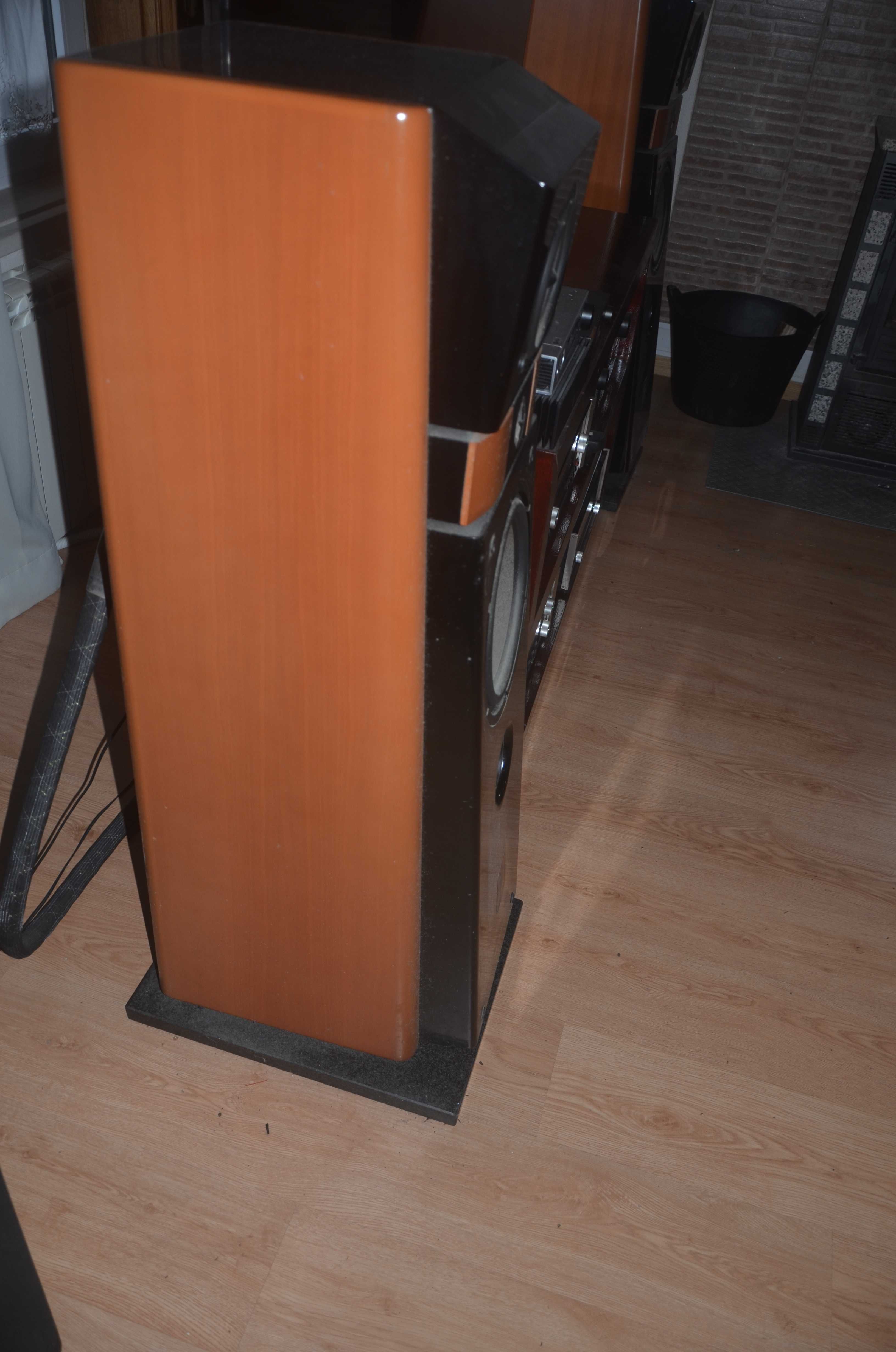Colunas Focal Mezzo Utopia