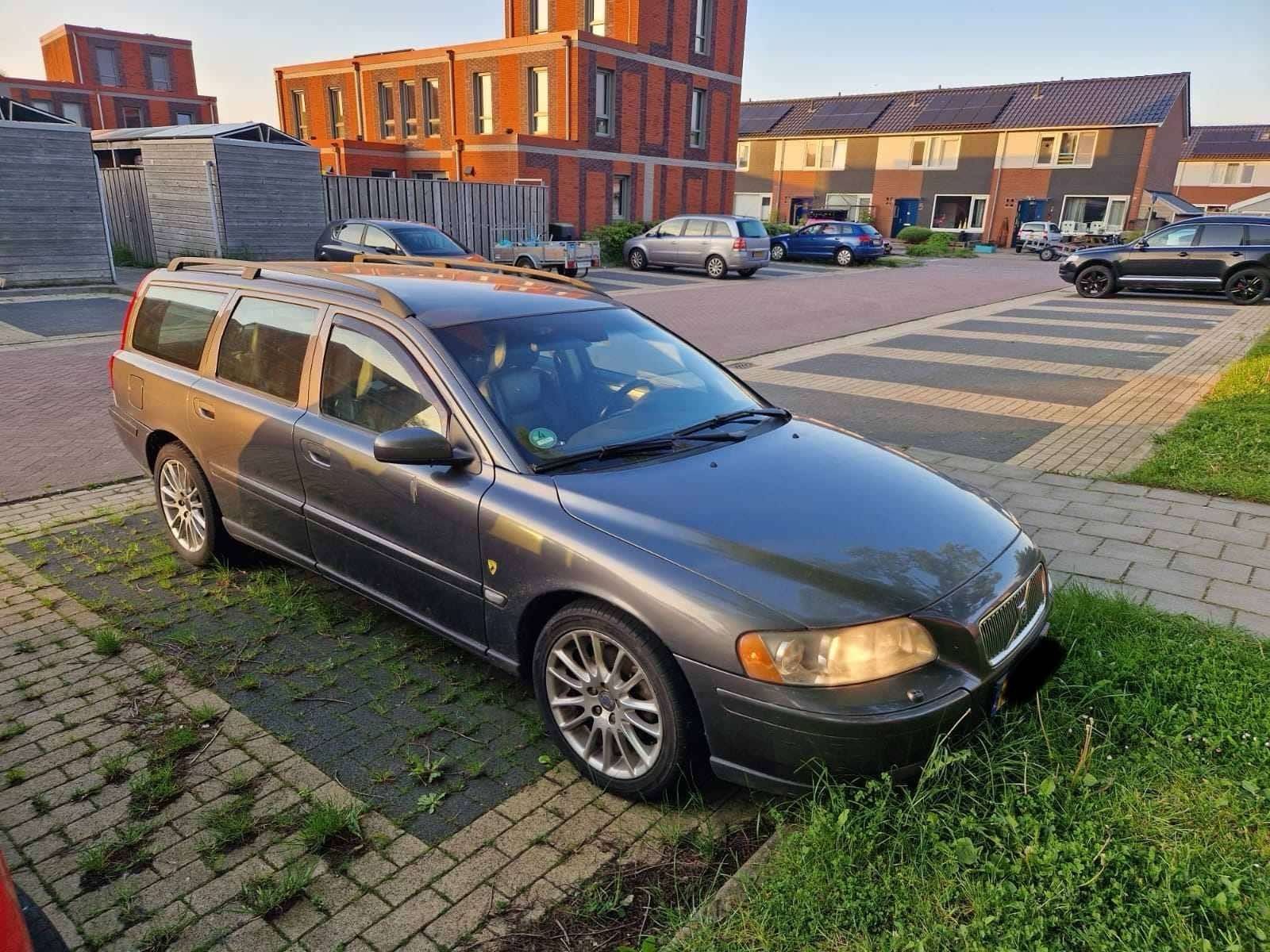Продам Volvo V 70 2006 року